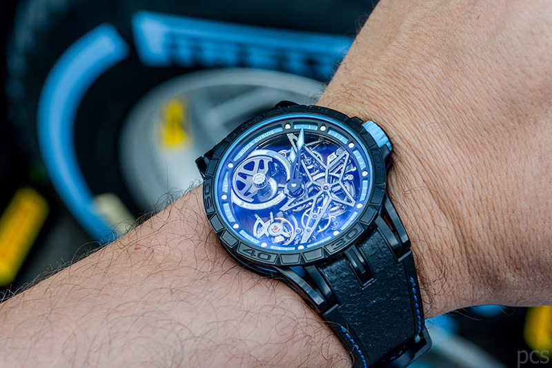Luxify Review Hand on Roger Dubuis Excalibur Spider Pirelli