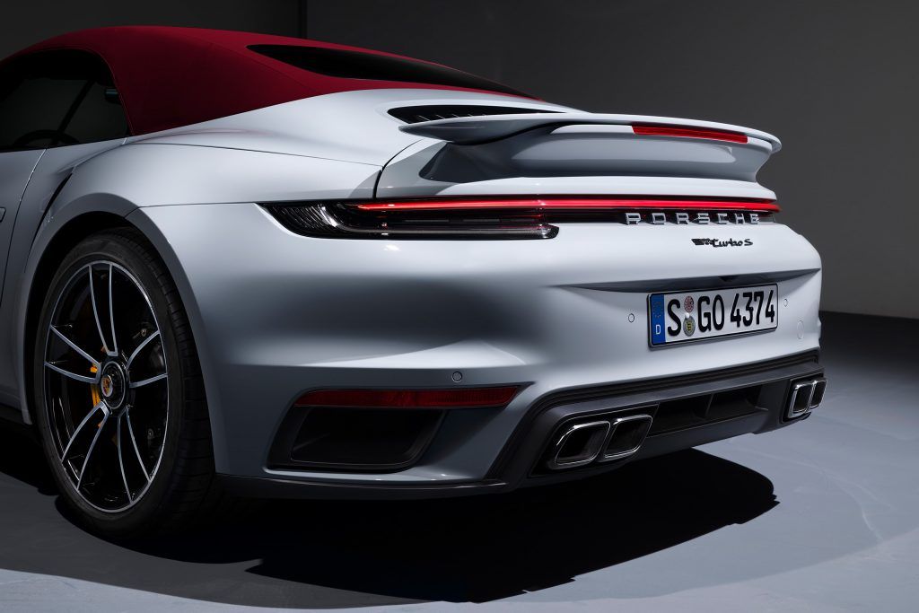 Luxify Review 2020 Porsche 911 Turbo S 