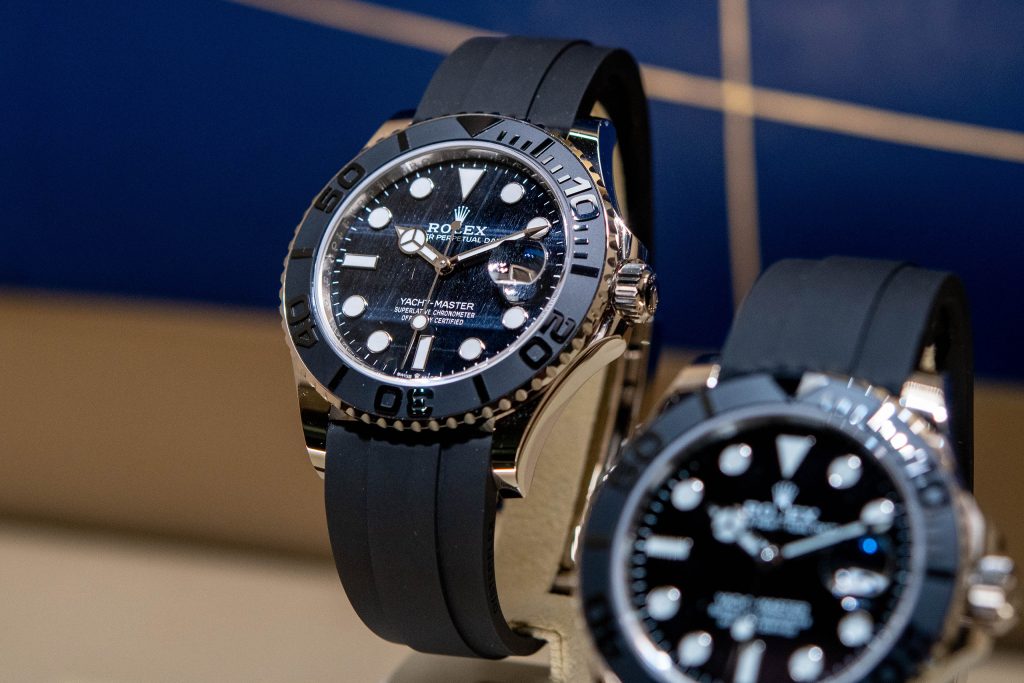 Luxify Review Hands-on Rolex Novelties 2022 Yacht-Master 42 22659 falcon's eye