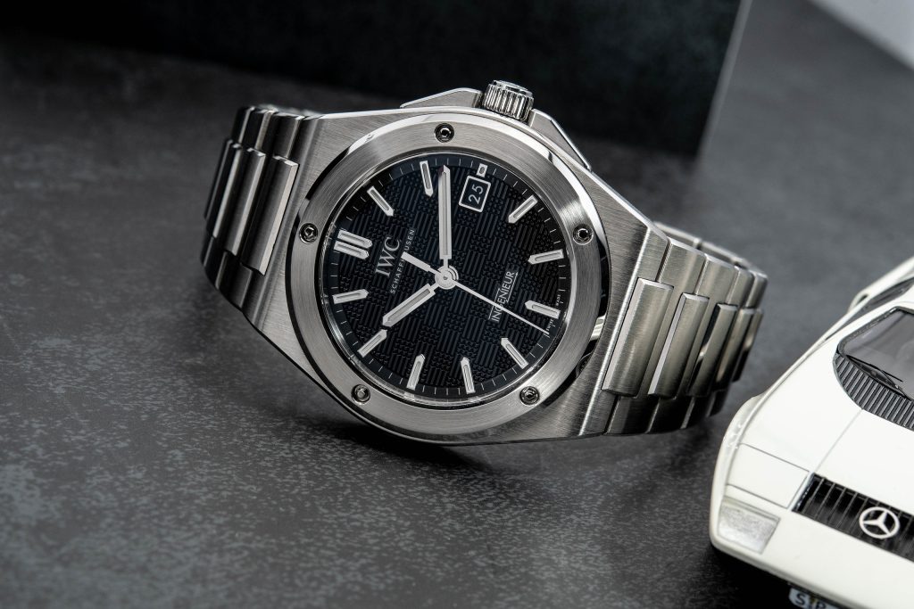 Luxify Review Hands-on IWC Ingenieur 2023 IW328901