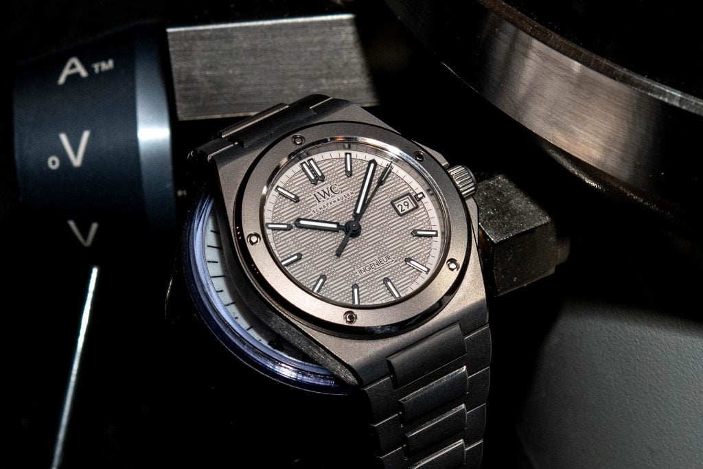 Luxify Review Hands-on IWC Ingenieur 2023 IW328904